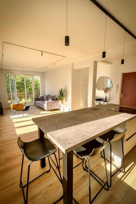 Appartement T3 Coup De Coeur Hyper Centre Avec Terrasse *